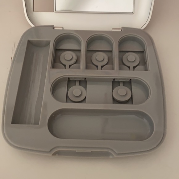 (Bundle of 3) GET 3 FOR PRICE OF 1!!!! Never before used MK custom compacts!! - Picture 3 of 4